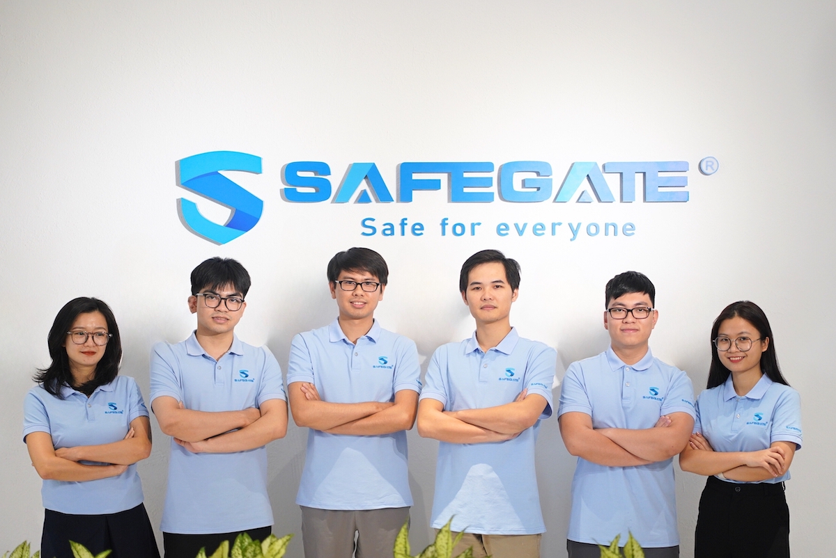 SafeGate